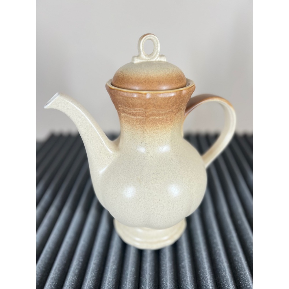 Mikasa Whole Wheat E6000 Coffee Pot Stoneware Beige Brown Ombre Oven to‎ Table